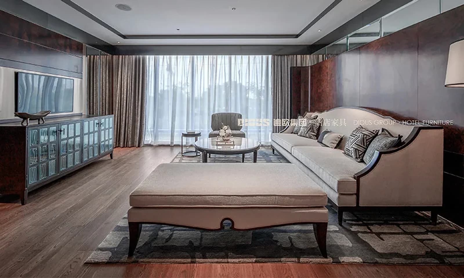 Showroom Suite